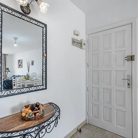 Two Bedrooms With Ocean Views Playa de las Americas (Tenerife)