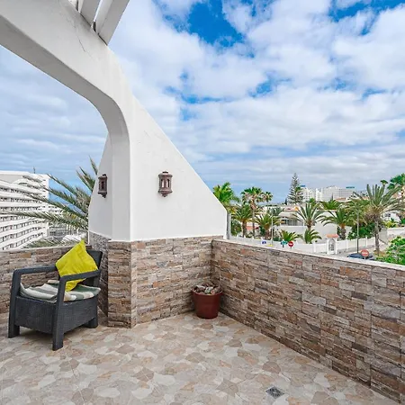 Apartment Two Bedrooms With Ocean Views *